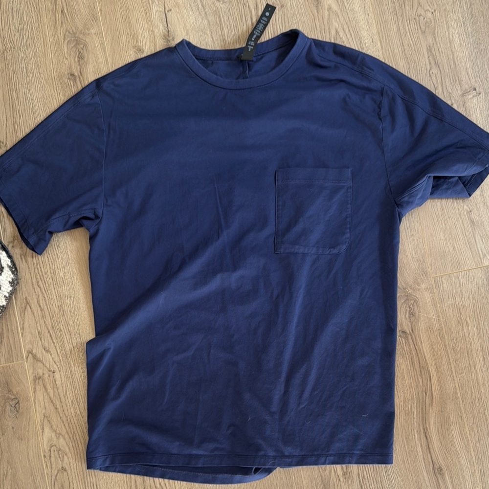 Navy Blue women’s Lululemon shirt